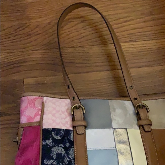 Coach Patchwork Shoulder bag - Picture 3 of 7